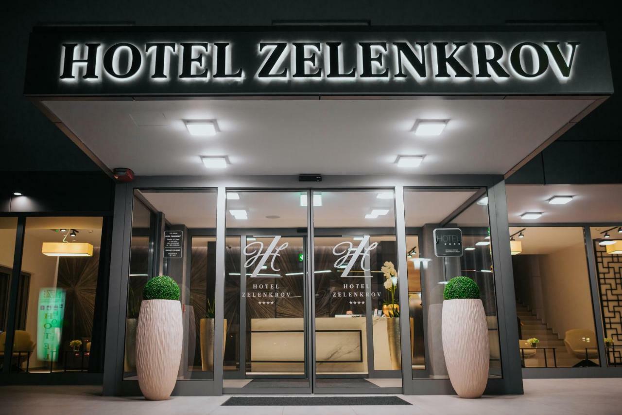 Hotel Zelenkrov Cepin Buitenkant foto